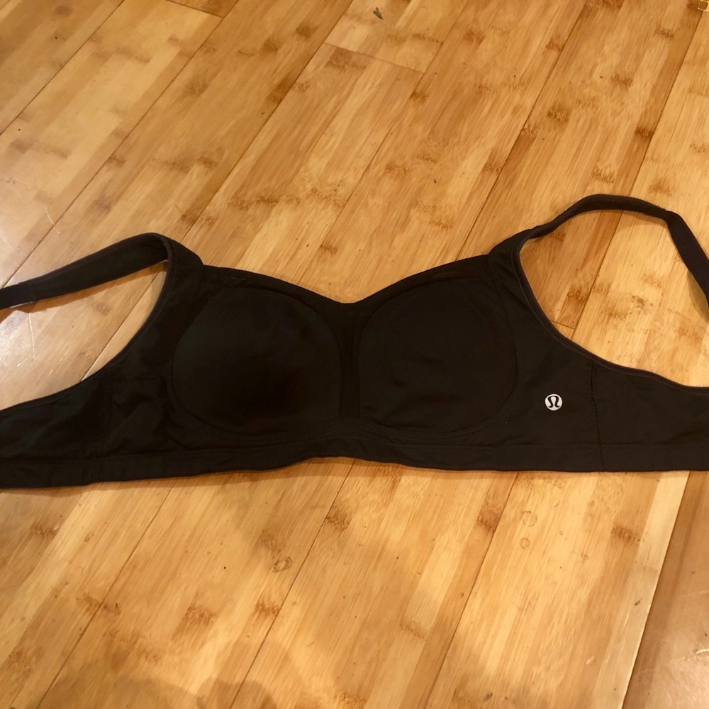 Lululemon Ta Ta Tamer Black Sports Bra